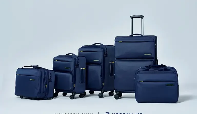 “대한항공 승무원과 공동 개발”… 만다리나덕, ‘에어 크루’ 컬렉션 출시