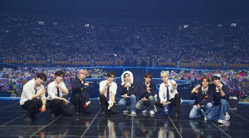 “9인 체제 마침표”… 제로베이스원, 서울 앙코르 콘서트 개최