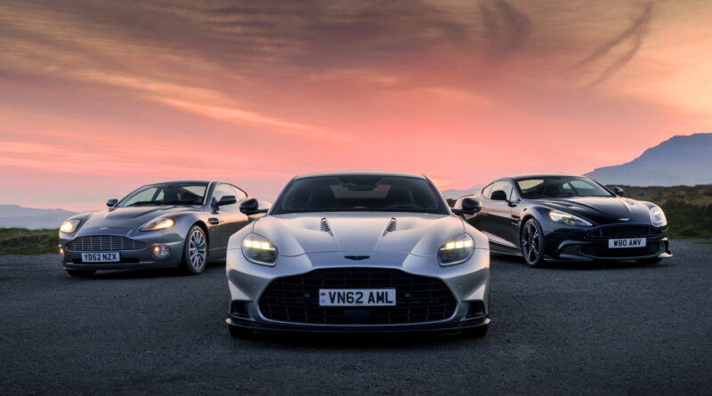 “브랜드 정점 지켜왔다”… 플래그십 모델 ‘뱅퀴시’ 출시 25주년 맞아 조명한 애스턴 마틴