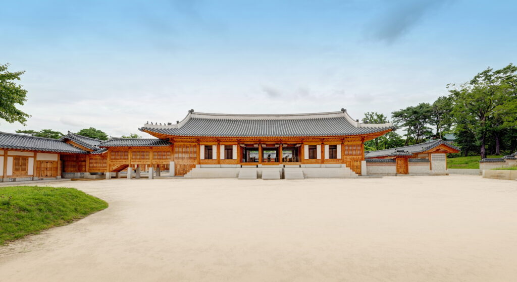 ▲경복궁 집옥재·팔우정, ‘작은도서관’으로 개방 ⓒ국가유산청