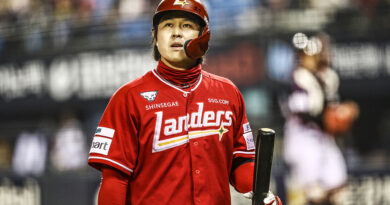 'KBO 최초' SSG 최정, 21시즌 연속 두 자릿수 홈런 대기록 쐈다 ⒸSSG 랜더스